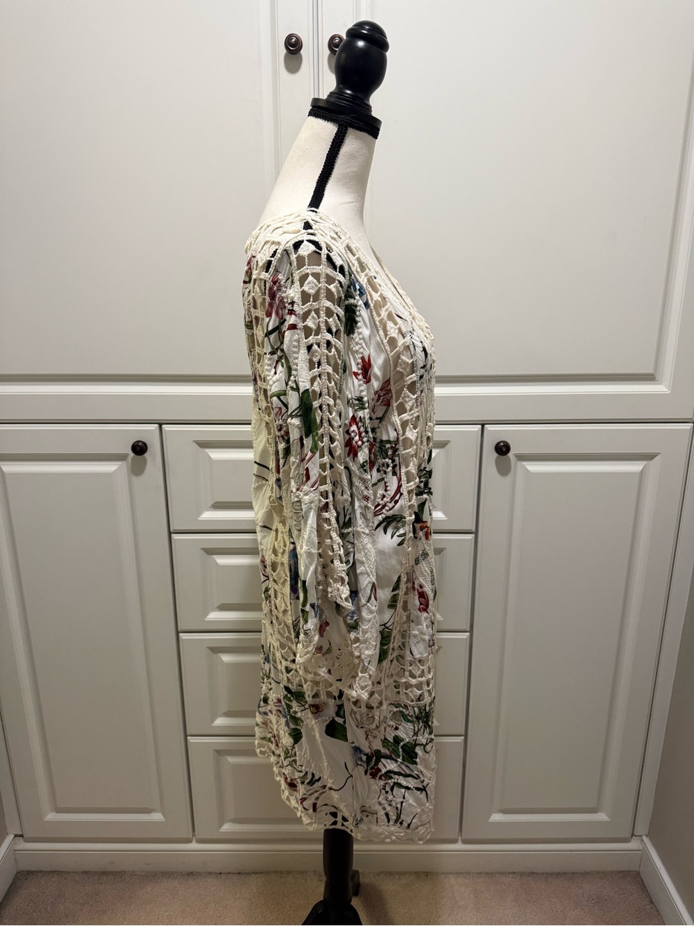 *New Anthropologie Clea crochet Kimono One Size - Picture 6 of 11